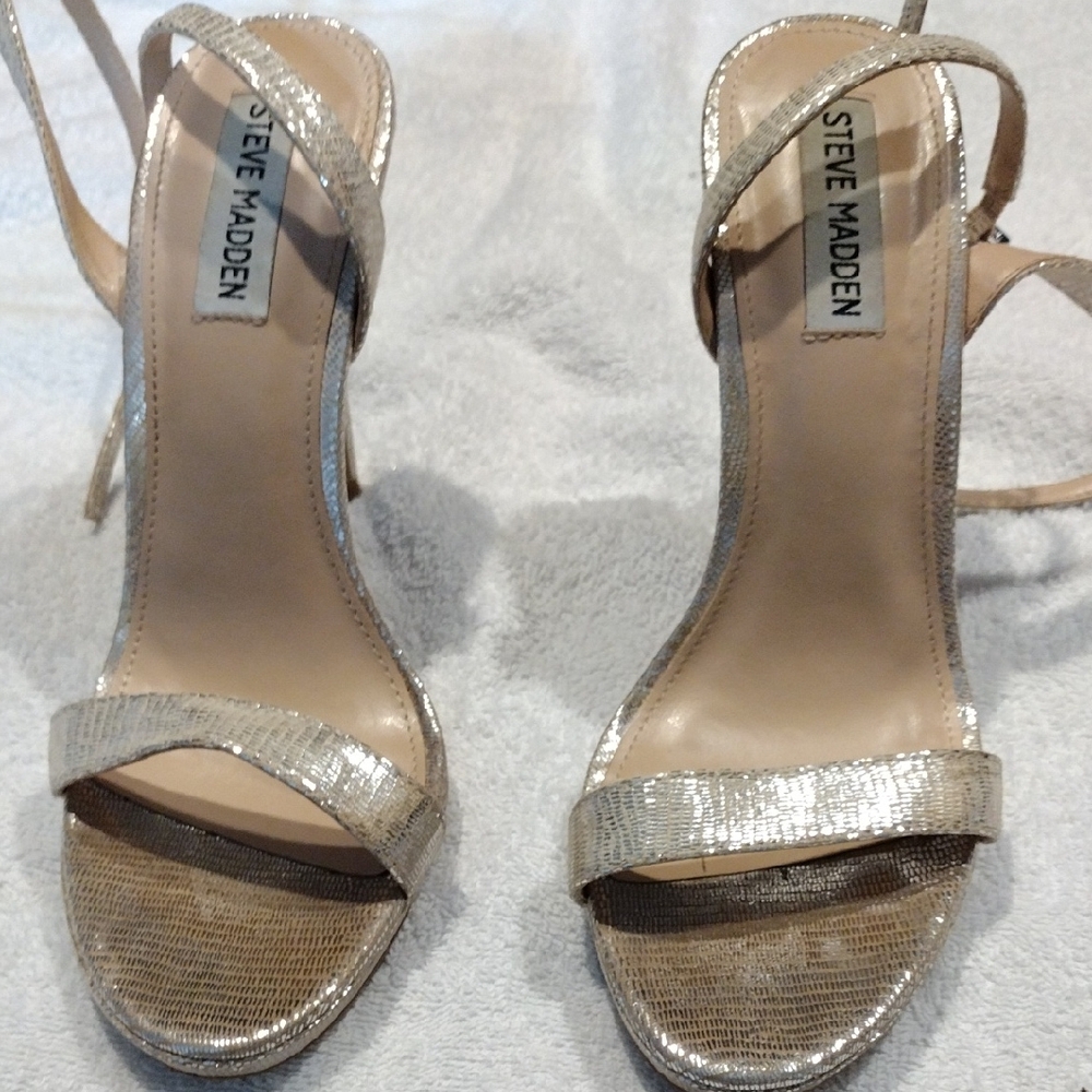 Steve Madden Chic And Vibrant Metallic Strappy Heels - Picture 2 of 7